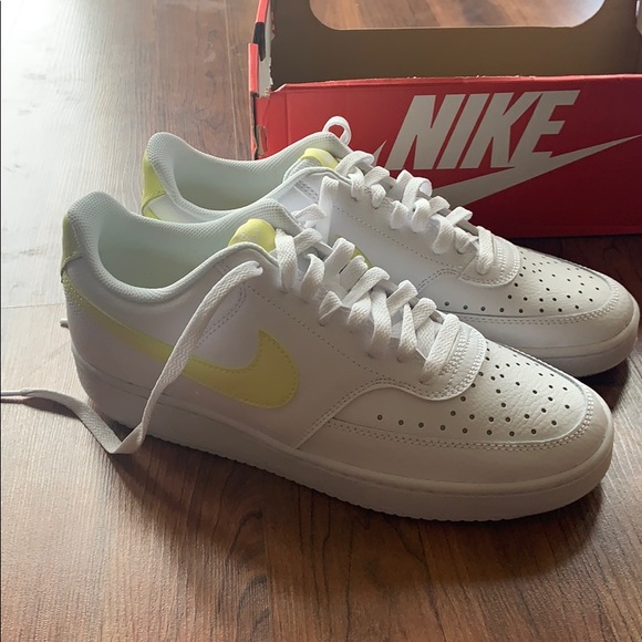 Nike Shoes - New Nike Court Visions